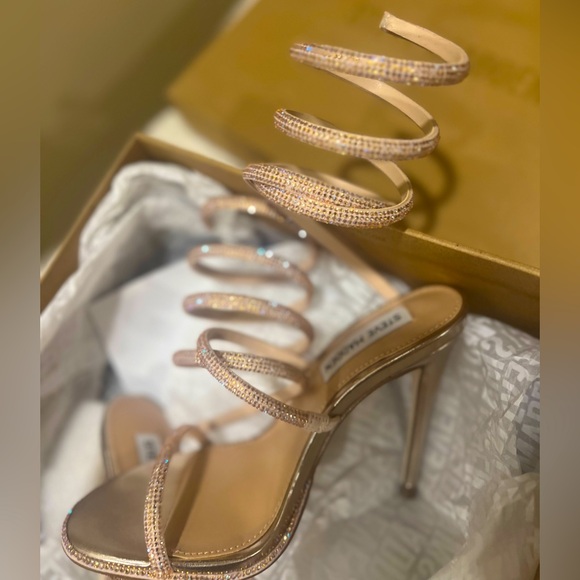 STEVE MADDEN
EXOTICA BLUSH new rose gold used once - Picture 3 of 8